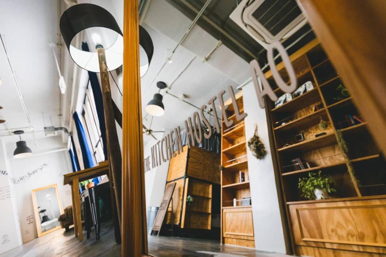 The Kitchen Hostel Ao Наха Экстерьер фото